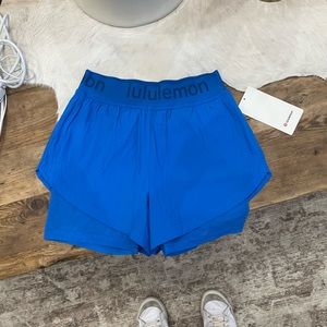 Lululemon Logo Waistband HR Train Short